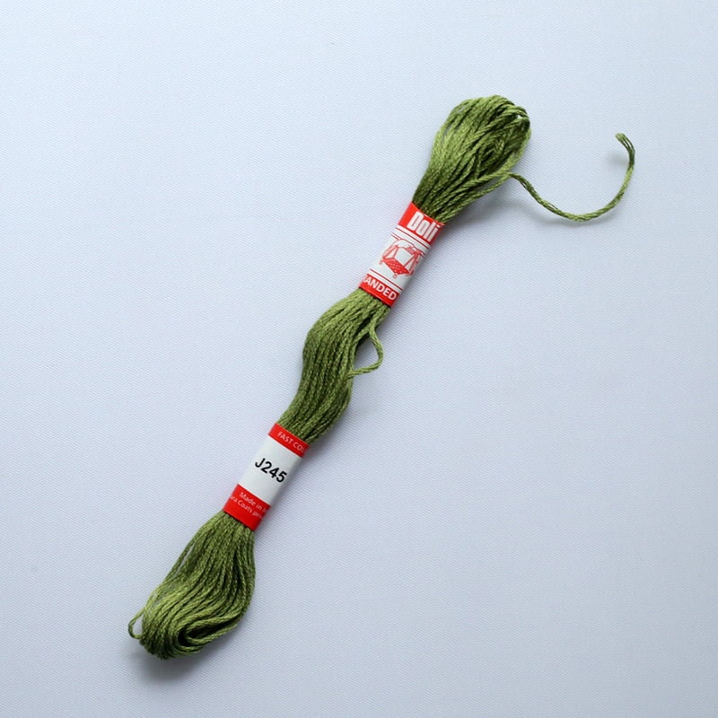 Doli Embroidery Thread J245