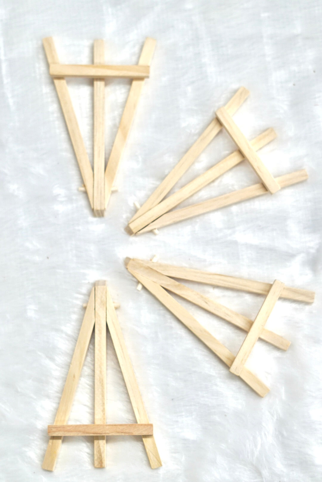 Mini Wooden Easel Stand